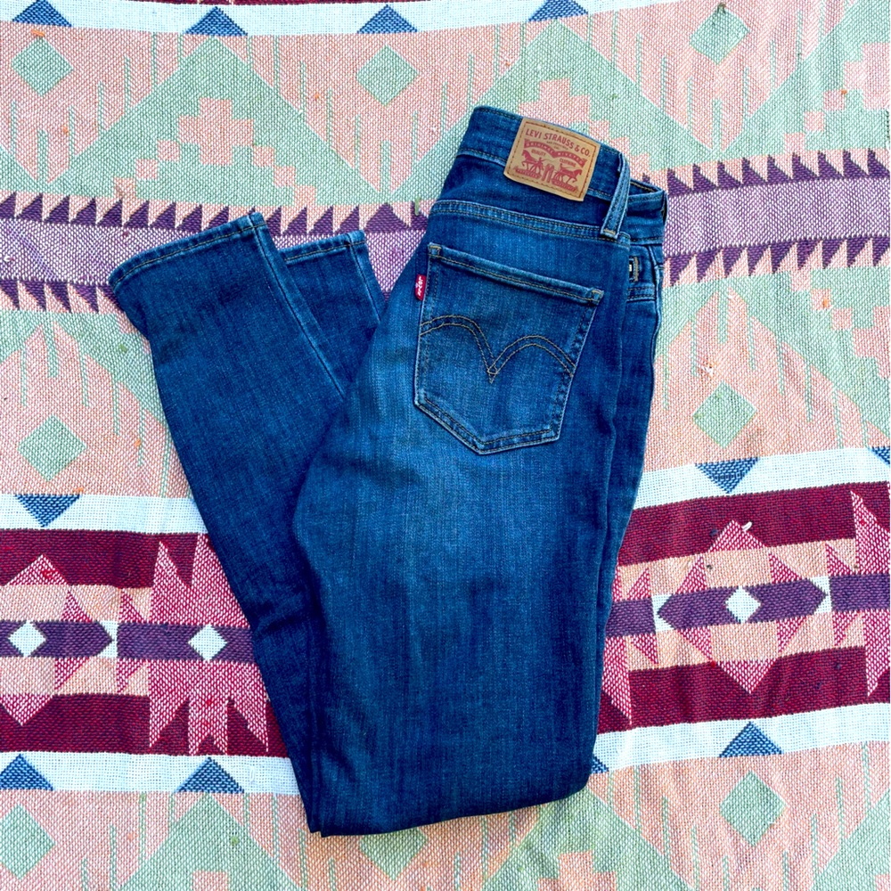Levi jeans - 27